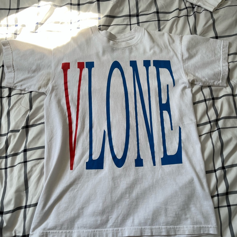 Vlone tee